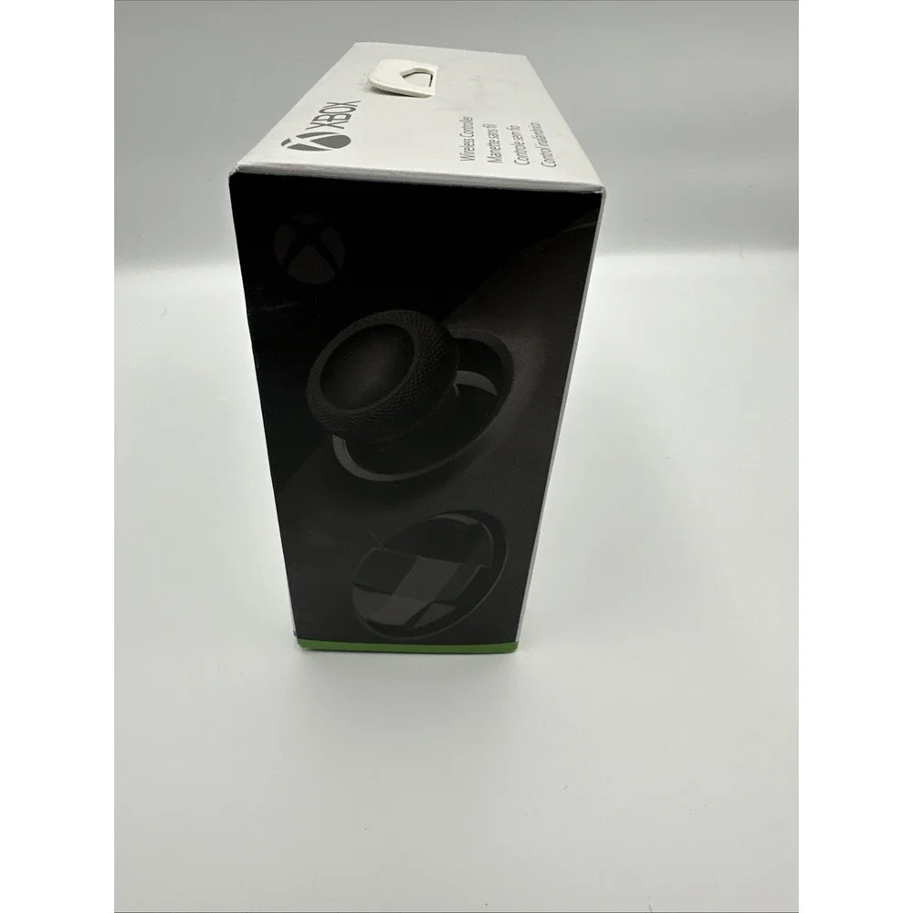 New Microsoft Xbox Series X|S Wireless Controller Carbon Black 1914